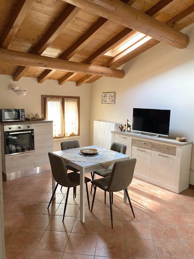 Casa Vacanze Raggio Di Sole Apartamento Valeggio sul Mincio Exterior foto